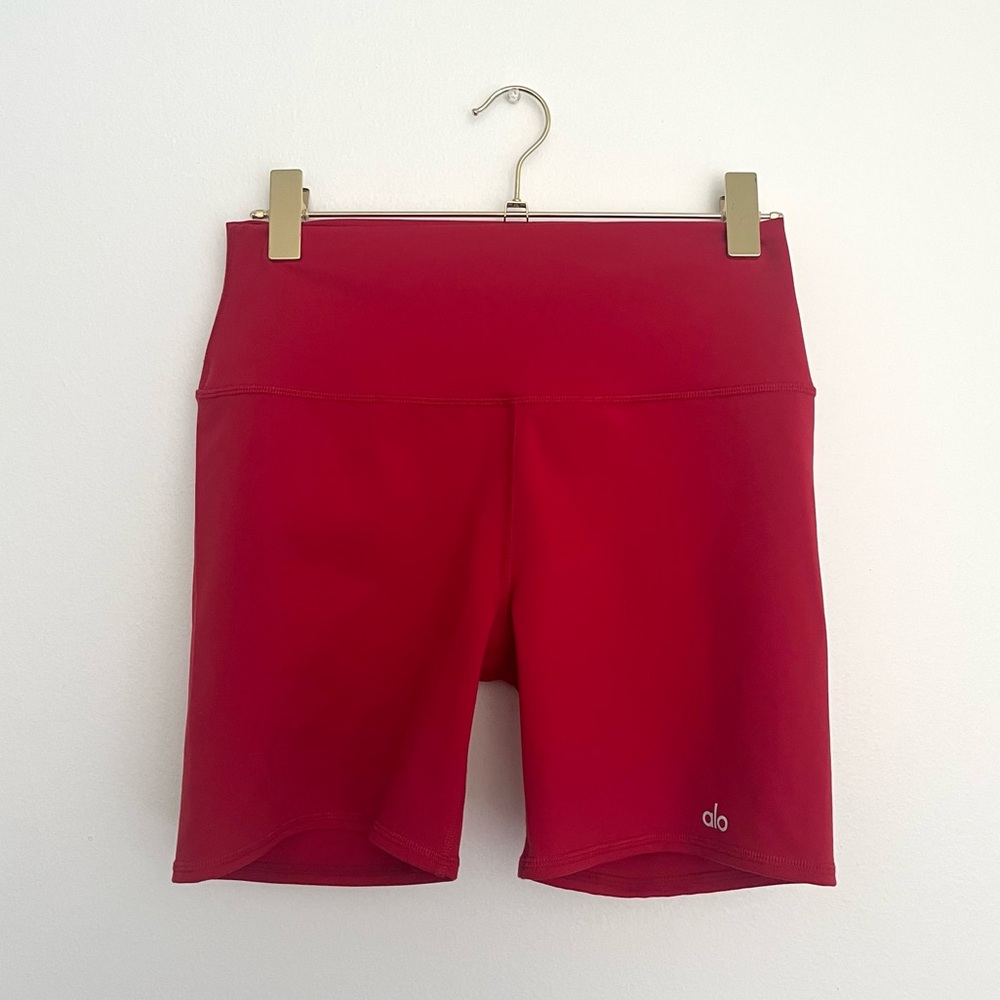 ALO Yoga Crimson Red 5’’ Airlift Energy Shorts